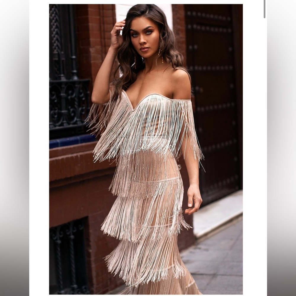 Alamour The Label Elvira Gown - Picture 3 of 13